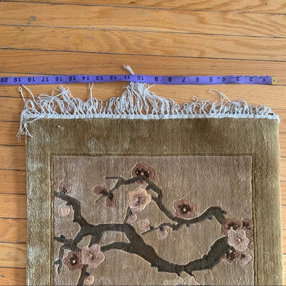 Beautiful Asian style carpet tapestry - Picture 7 of 7